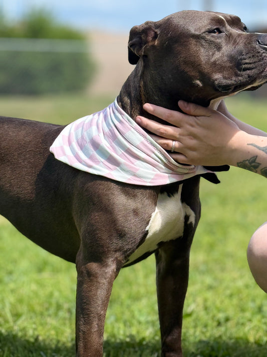 Pink & White, Adjustable hemp-lined dog bandana – breathable and lightweight