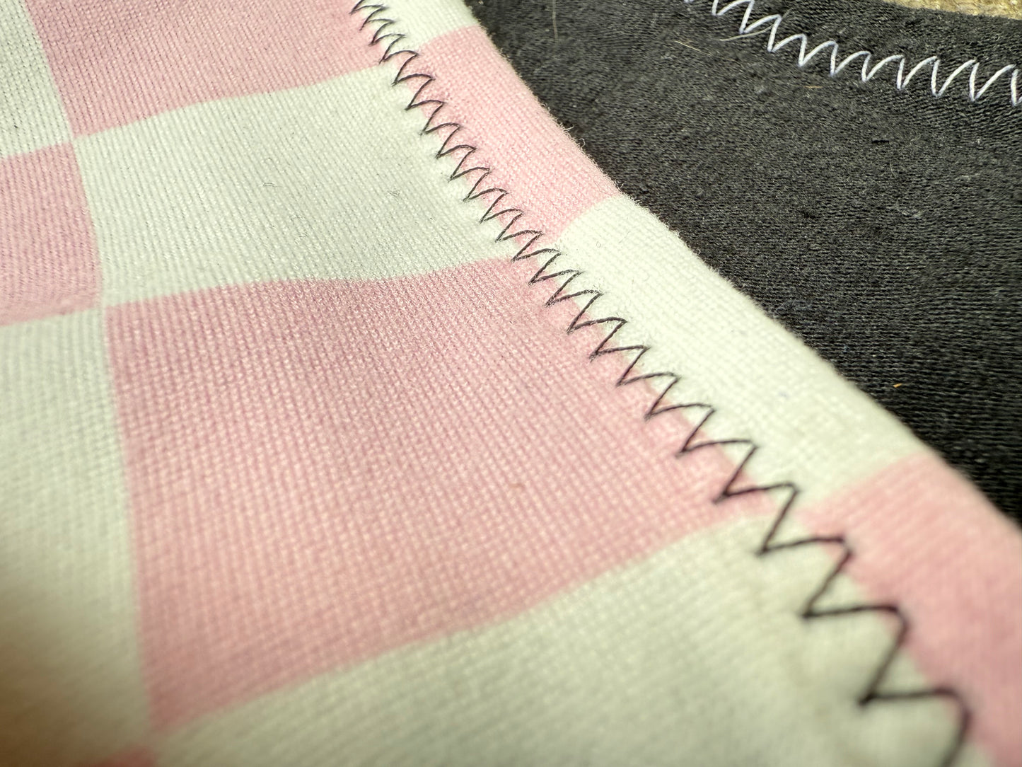 Pink & White, Adjustable hemp-lined dog bandana – breathable and lightweight
